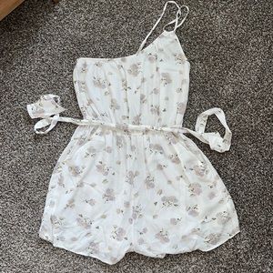 American Eagle Romper 🌸